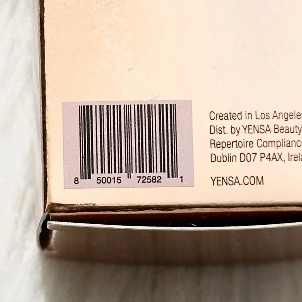 Yensa Skin on Skin Beauty Sponge, New in Box, Makeup Blender Sponge, Makeup Tool